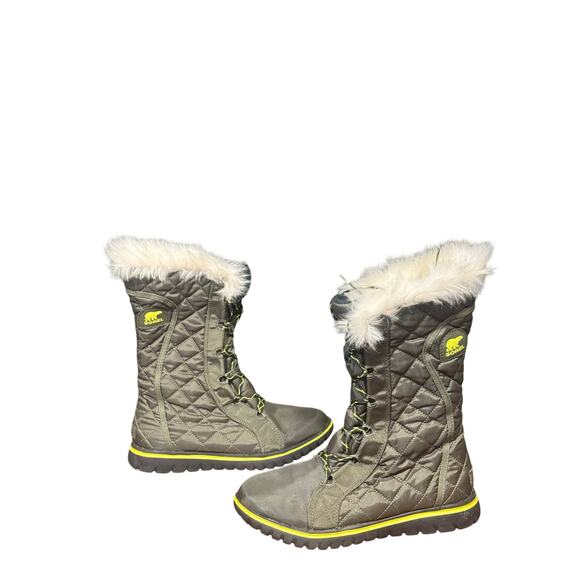 Sorel cozy cate snow boots size 7 - Picture 1 of 8